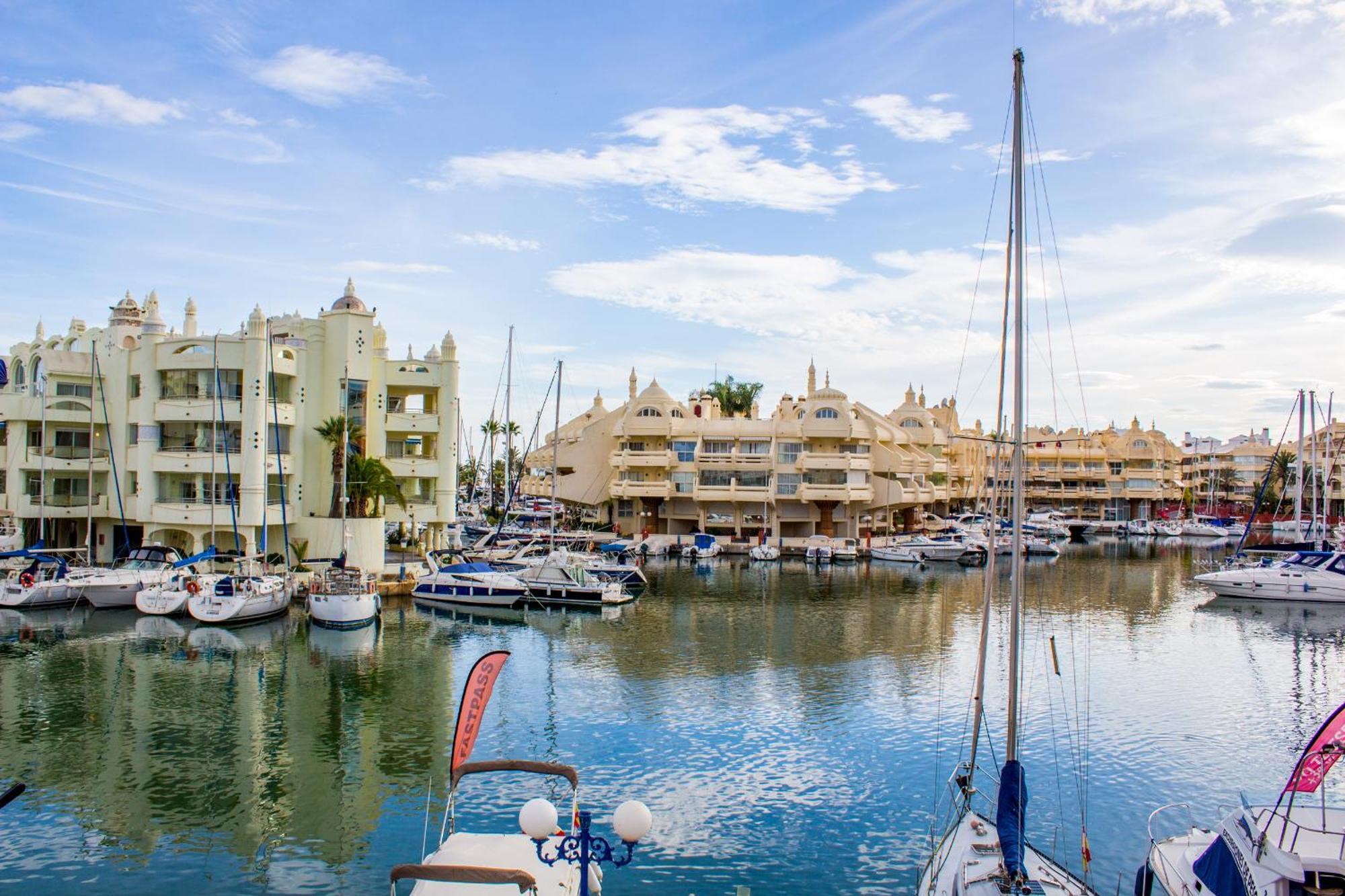 Benal beach suite II, estudio con parque acuático y vistas al mar. Benalmádena Exterior foto