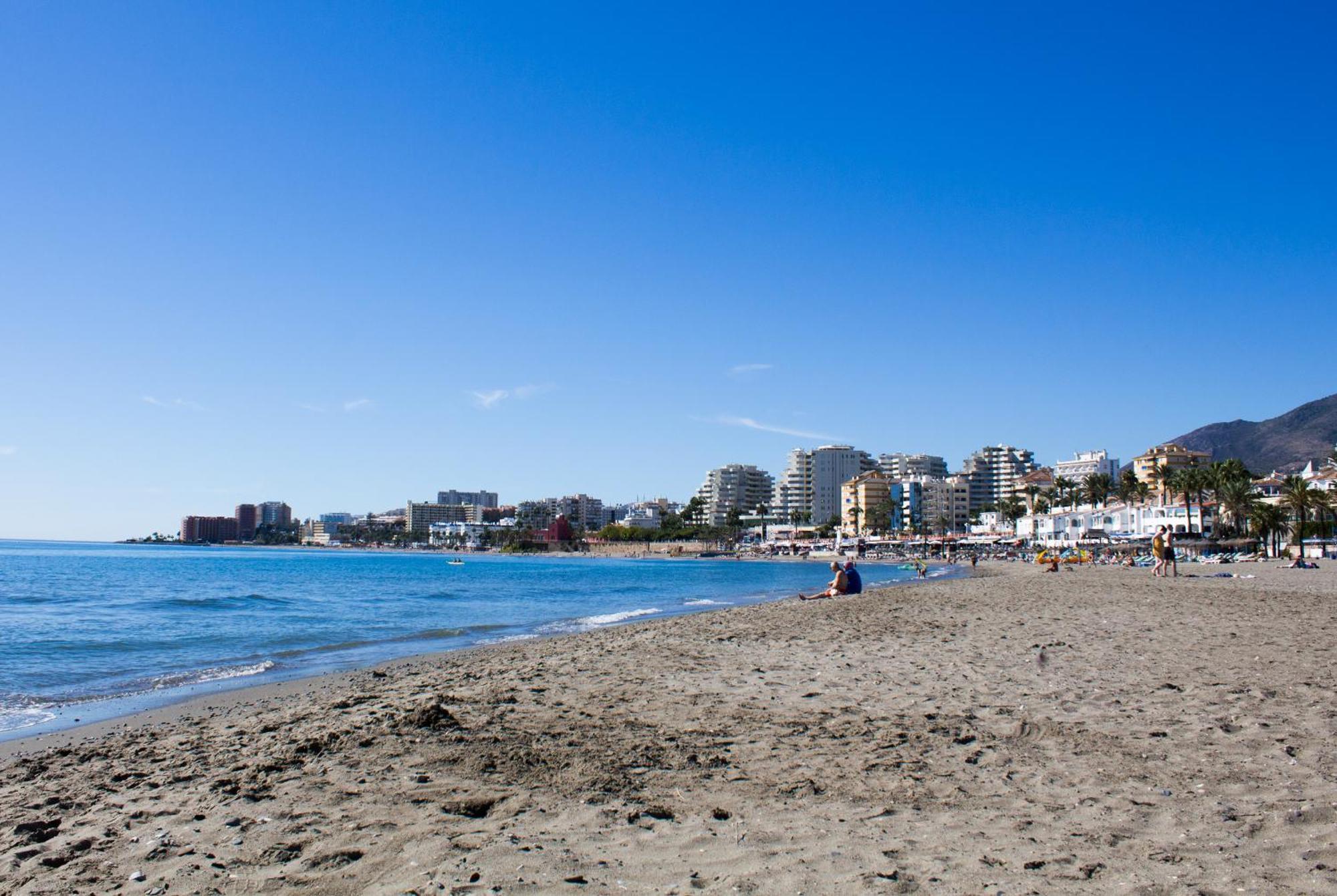 Benal beach suite II, estudio con parque acuático y vistas al mar. Benalmádena Exterior foto