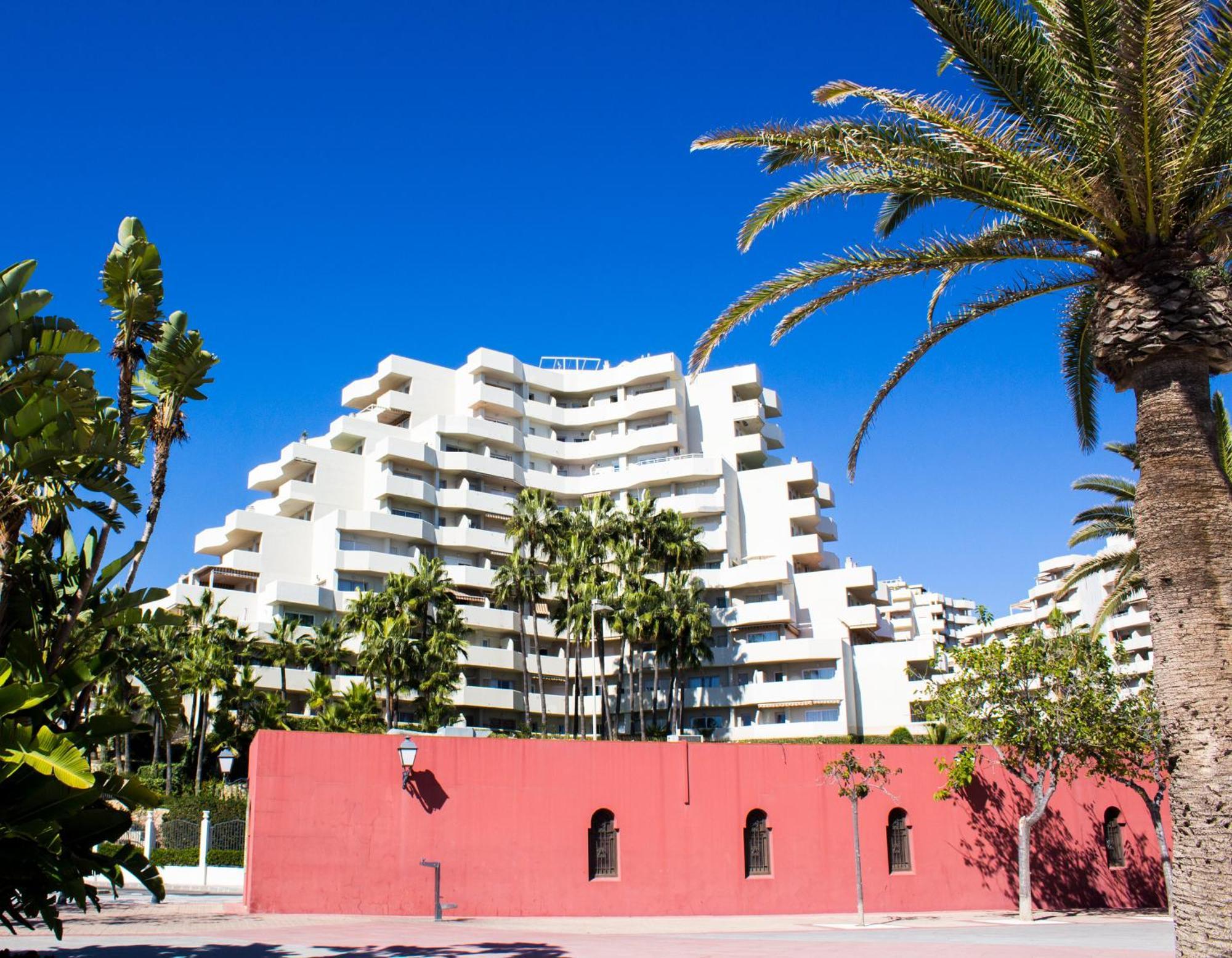 Benal beach suite II, estudio con parque acuático y vistas al mar. Benalmádena Exterior foto