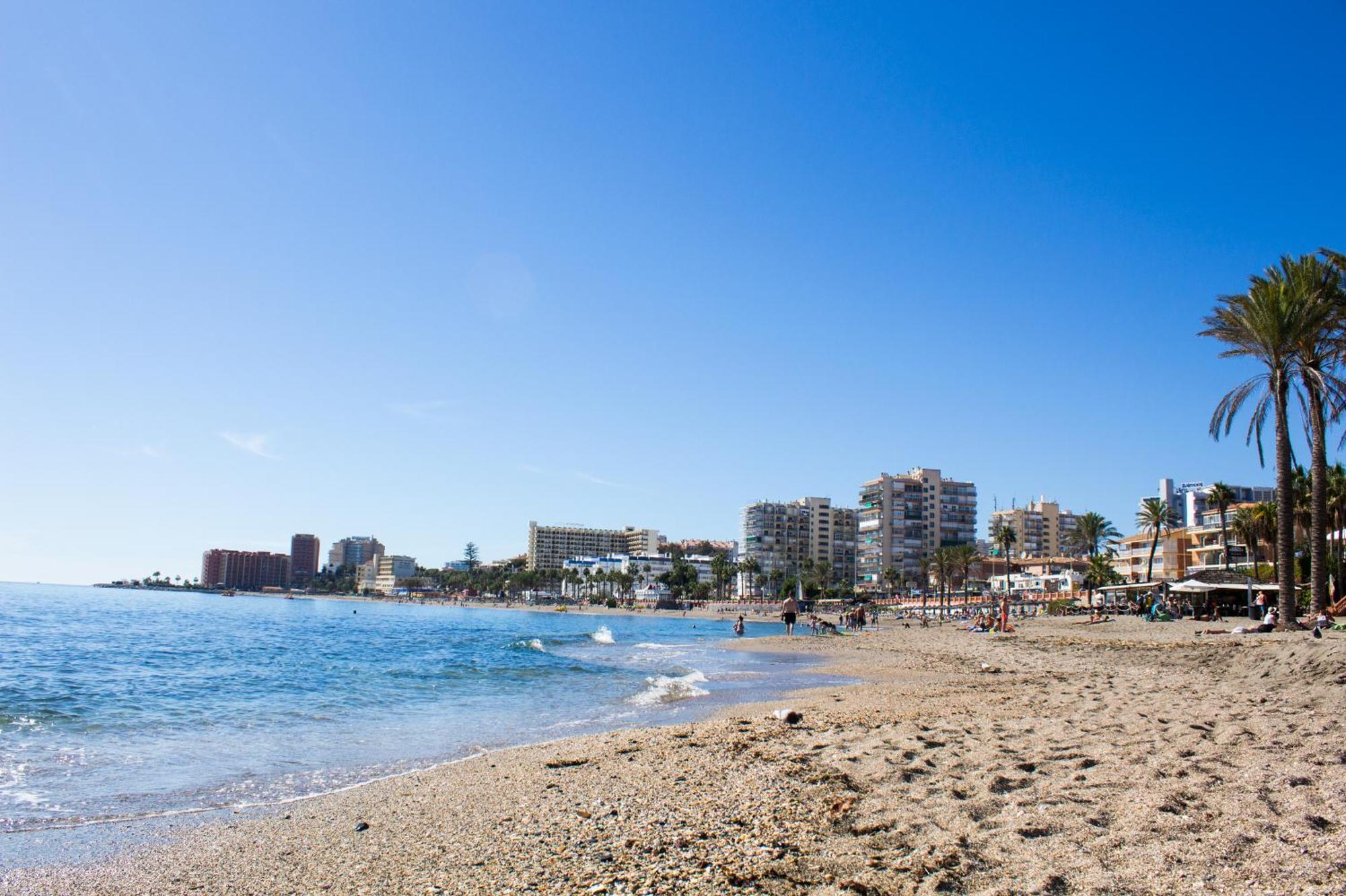 Benal beach suite II, estudio con parque acuático y vistas al mar. Benalmádena Exterior foto