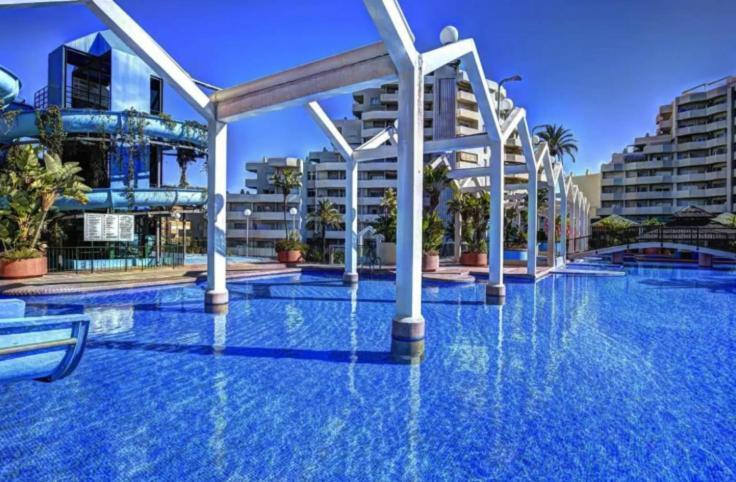 Benal beach suite II, estudio con parque acuático y vistas al mar. Benalmádena Exterior foto
