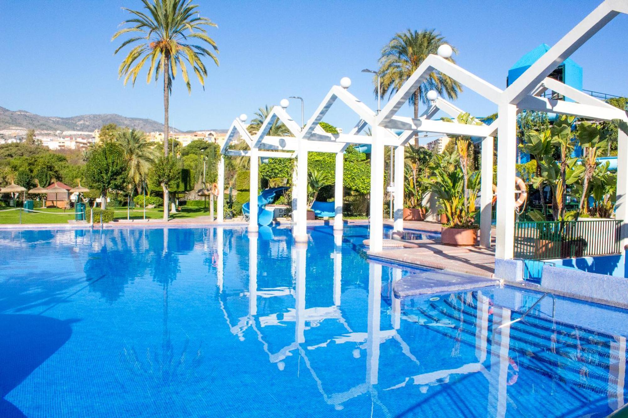 Benal beach suite II, estudio con parque acuático y vistas al mar. Benalmádena Exterior foto